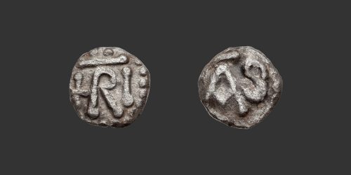 Odysseus Numismatique Monnaies Mérovingiennes Carolingiennes CHARLES MARTEL / PÉPIN LE BREF - TROYES • Denier